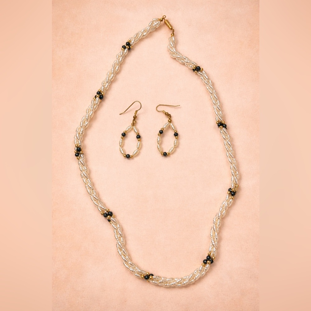 Vintage Y2K White & Gold Beaded Necklace & Matching Earrings Set Statement